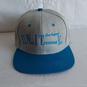 Grey & turquoise baseball hat